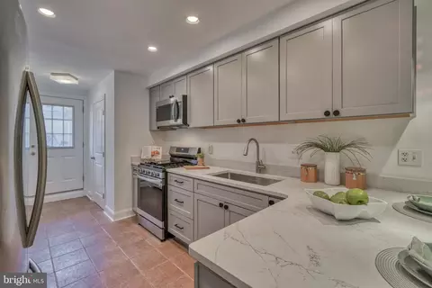 Kitchen - 1213 William St, Baltimore, MD 21230 photo 3 of 5