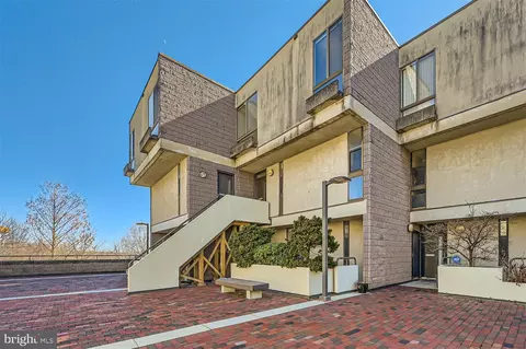 2205 Clove Ter, Baltimore, MD 21209