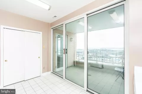 Bedroom - 100 Harborview Dr #1908, Baltimore, MD 21230 photo 1 of 1