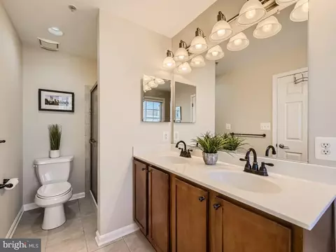 Bath - 1303 Lowman St, Baltimore, MD 21230 photo 4 of 5