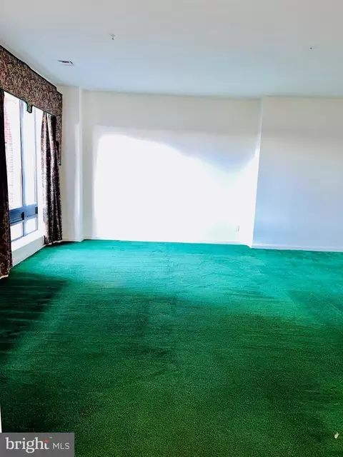 Living - 10 E Lee St #707, Baltimore, MD 21202 photo 1 of 1