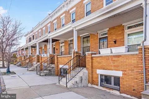 Exterior - 2611 E Hoffman St, Baltimore, MD 21213 photo 3 of 5