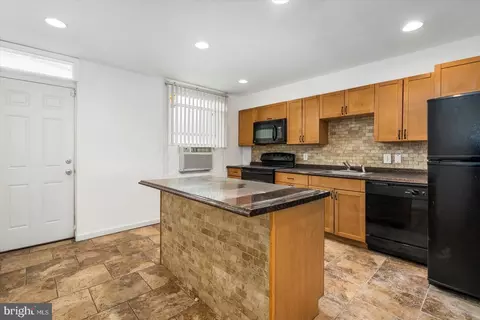 Kitchen - 2611 E Hoffman St, Baltimore, MD 21213 photo 1 of 6