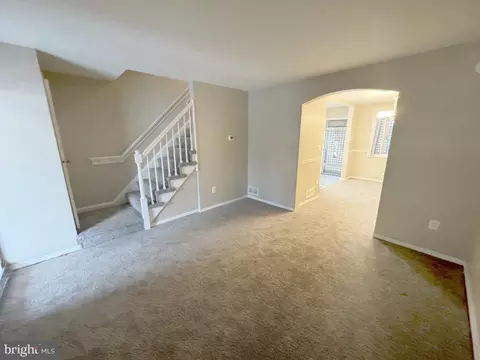 4737 Williston St, Baltimore, MD 21229 photo 2