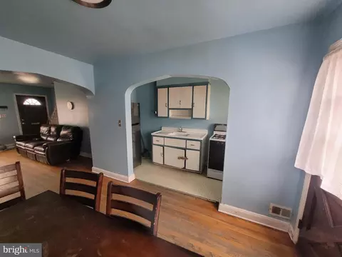 334 Gusryan St, Baltimore, MD 21224 photo 4