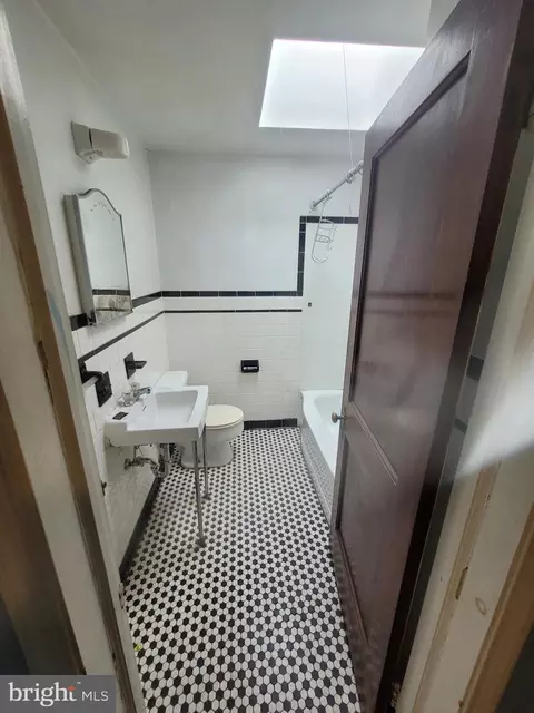 334 Gusryan St, Baltimore, MD 21224 photo 9