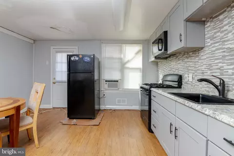Kitchen - 3247 Pelham Ave, Baltimore, MD 21213 photo 3 of 3