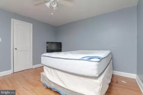 Bedroom - 3247 Pelham Ave, Baltimore, MD 21213 photo 4 of 6