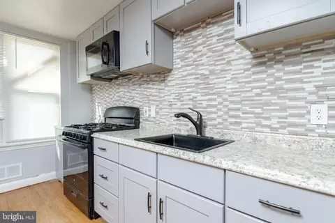 Kitchen - 3247 Pelham Ave, Baltimore, MD 21213 photo 2 of 3