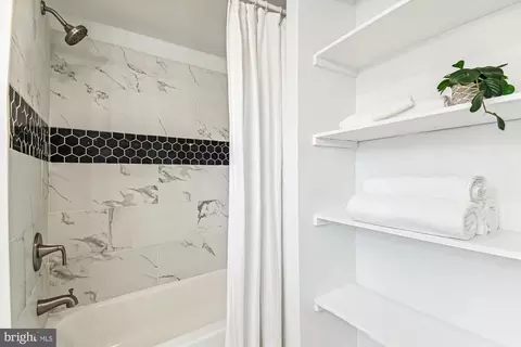 Bath - 1606 Marshall St, Baltimore, MD 21230 photo 2 of 2
