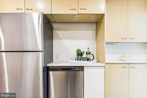 Kitchen - 1606 Marshall St, Baltimore, MD 21230 photo 3 of 6