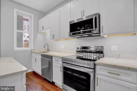 Kitchen - 2406 N Calvert St, Baltimore, MD 21218 photo 2 of 6
