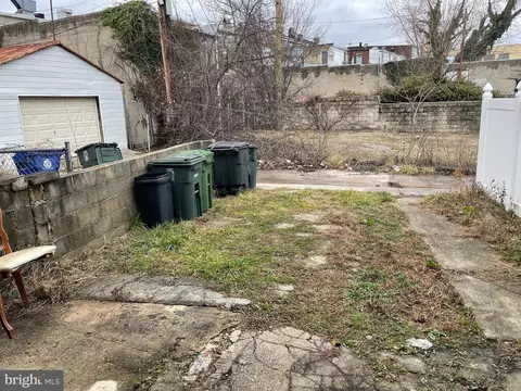Exterior - 3102 Mareco Ave, Baltimore, MD 21213 photo 8 of 10