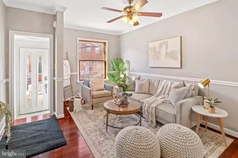 Living - 331 S Lehigh St, Baltimore, MD 21224 photo 1 of 2