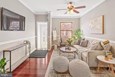 Living - 331 S Lehigh St, Baltimore, MD 21224 photo 2 of 2