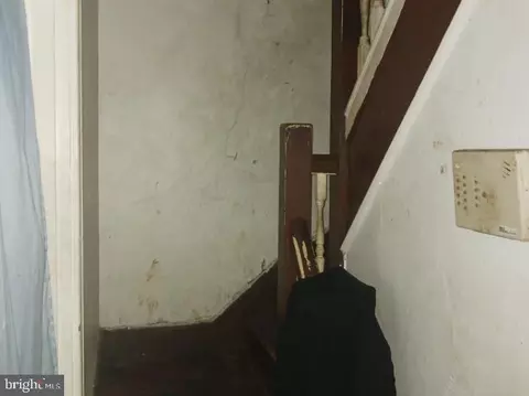 1716 Appleton St, Baltimore, MD 21217 photo 9