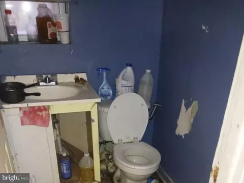 1716 Appleton St, Baltimore, MD 21217 photo 6