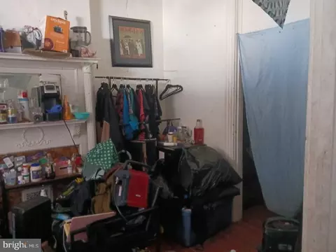 1716 Appleton St, Baltimore, MD 21217 photo 3