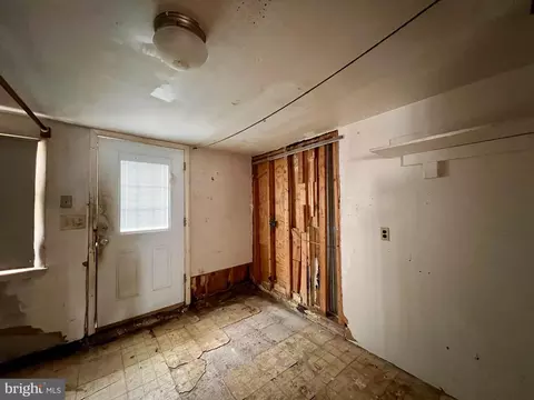 3731 Falls Rd, Baltimore, MD 21211 photo 11
