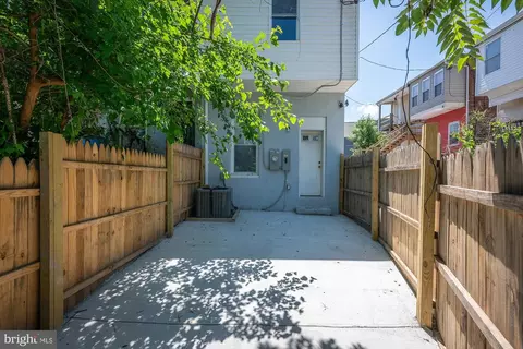 Exterior - 1600 E Oliver St, Baltimore, MD 21213 photo 3 of 4