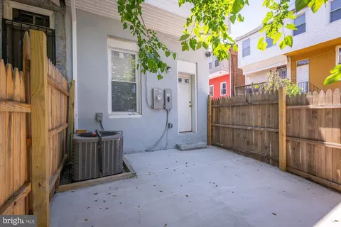 Exterior - 1600 E Oliver St, Baltimore, MD 21213 photo 2 of 4