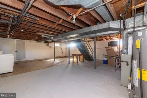 Exterior - 5763 White Ave, Baltimore, MD 21206 photo 6 of 7