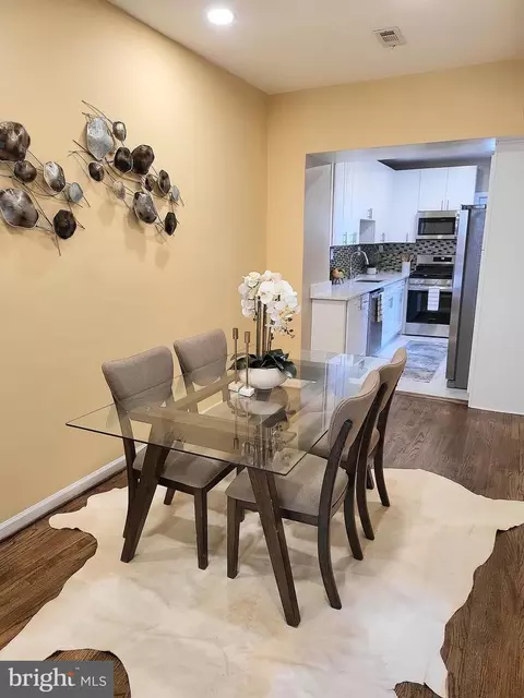 Dining - 1213 Valley St, Baltimore, MD 21202 photo 2 of 3