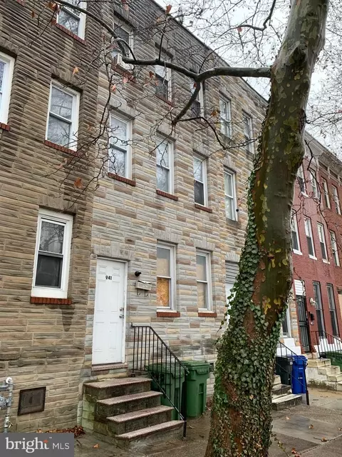 Exterior - 941 N Mount St N, Baltimore, MD 21217 photo 2 of 2