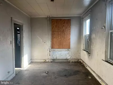 2301 Aisquith St, Baltimore, MD 21218 photo 3