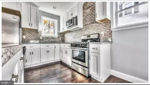 Kitchen - 4519 Weitzel Ave, Baltimore, MD 21214 photo 6 of 7