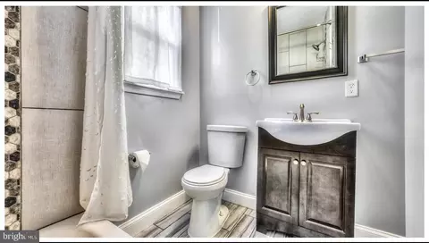 Bath - 4519 Weitzel Ave, Baltimore, MD 21214 photo 1 of 3