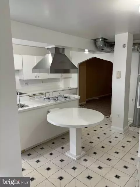 Kitchen - 5012 Chalgrove Ave, Baltimore, MD 21215 photo 2 of 2