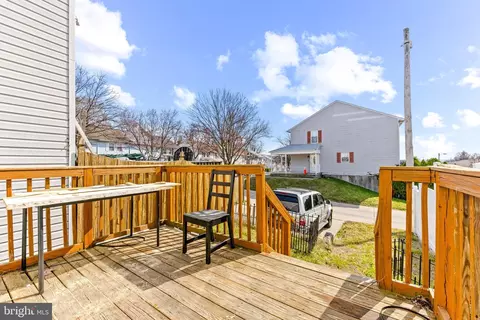 Exterior - 4303 Davis Ave, Baltimore, MD 21229 photo 3 of 7