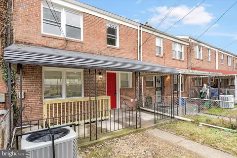 Exterior - 908 Lenton Ave, Baltimore, MD 21212 photo 1 of 7