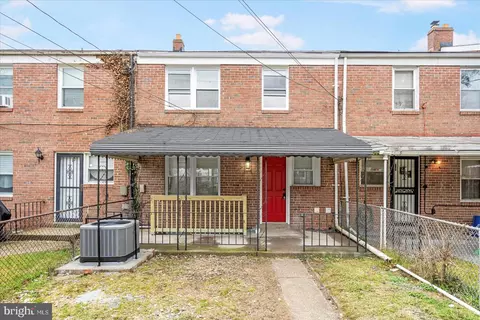 Exterior - 908 Lenton Ave, Baltimore, MD 21212 photo 3 of 7
