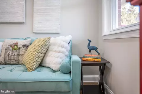 1328 Berry St, Baltimore, MD 21211