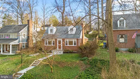 Exterior - 4629 Briarclift Rd, Baltimore, MD 21229 photo 3 of 11
