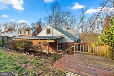 Exterior - 4629 Briarclift Rd, Baltimore, MD 21229 photo 9 of 11
