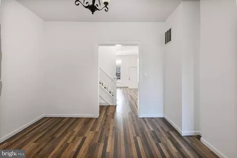 Entry Way - 1603 Appleton St, Baltimore, MD 21217 photo 2 of 3