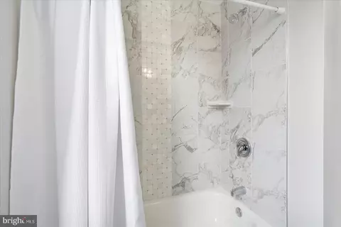Bath - 4111 Fairfax Rd, Baltimore, MD 21216 photo 4 of 6