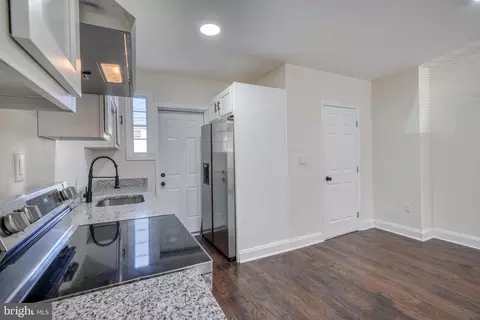 Kitchen - 3426 Lyndale Ave, Baltimore, MD 21213 photo 3 of 4