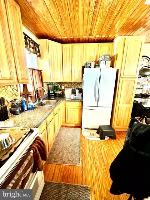 Kitchen - 126 S Kossuth St, Baltimore, MD 21229 photo 2 of 2