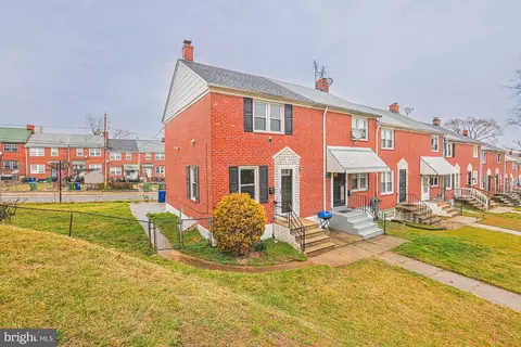 Exterior - 1022 Cameron Rd, Baltimore, MD 21212 photo 3 of 7