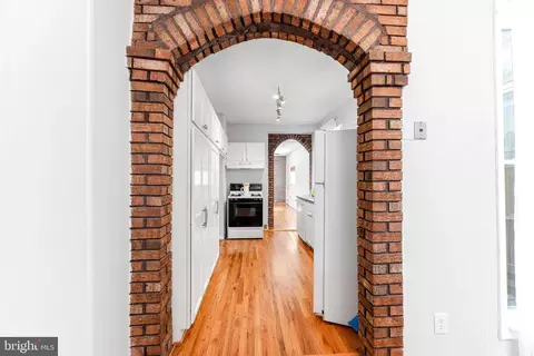 Entry Way - 1225 Patapsco St, Baltimore, MD 21230 photo 1 of 2