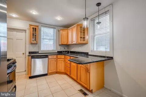 Kitchen - 3124 Odonnell St, Baltimore, MD 21224 photo 3 of 7