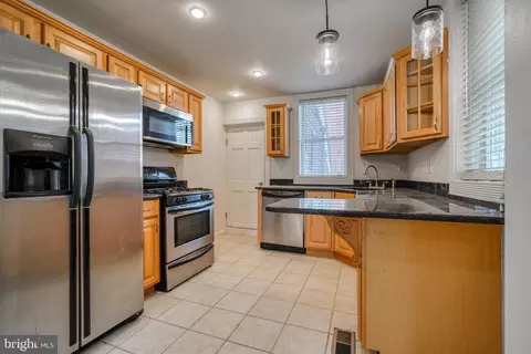 Kitchen - 3124 Odonnell St, Baltimore, MD 21224 photo 2 of 7