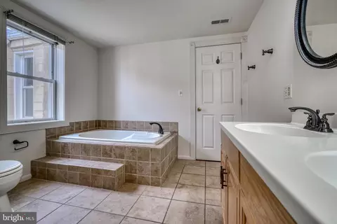Bath - 3124 Odonnell St, Baltimore, MD 21224 photo 10 of 11