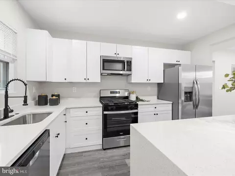 Kitchen - 5813 Simmonds Ave, Baltimore, MD 21215 photo 1 of 6