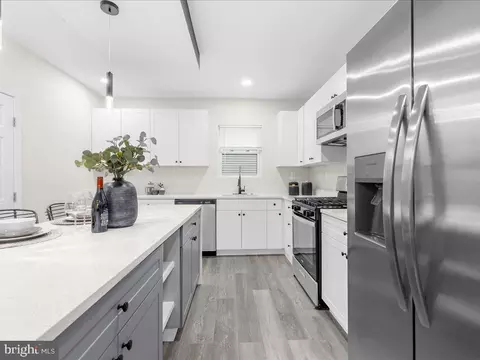 Kitchen - 5813 Simmonds Ave, Baltimore, MD 21215 photo 3 of 6