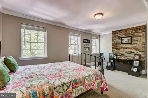 Bedroom - 111 W Lee St, Baltimore, MD 21201 photo 4 of 6